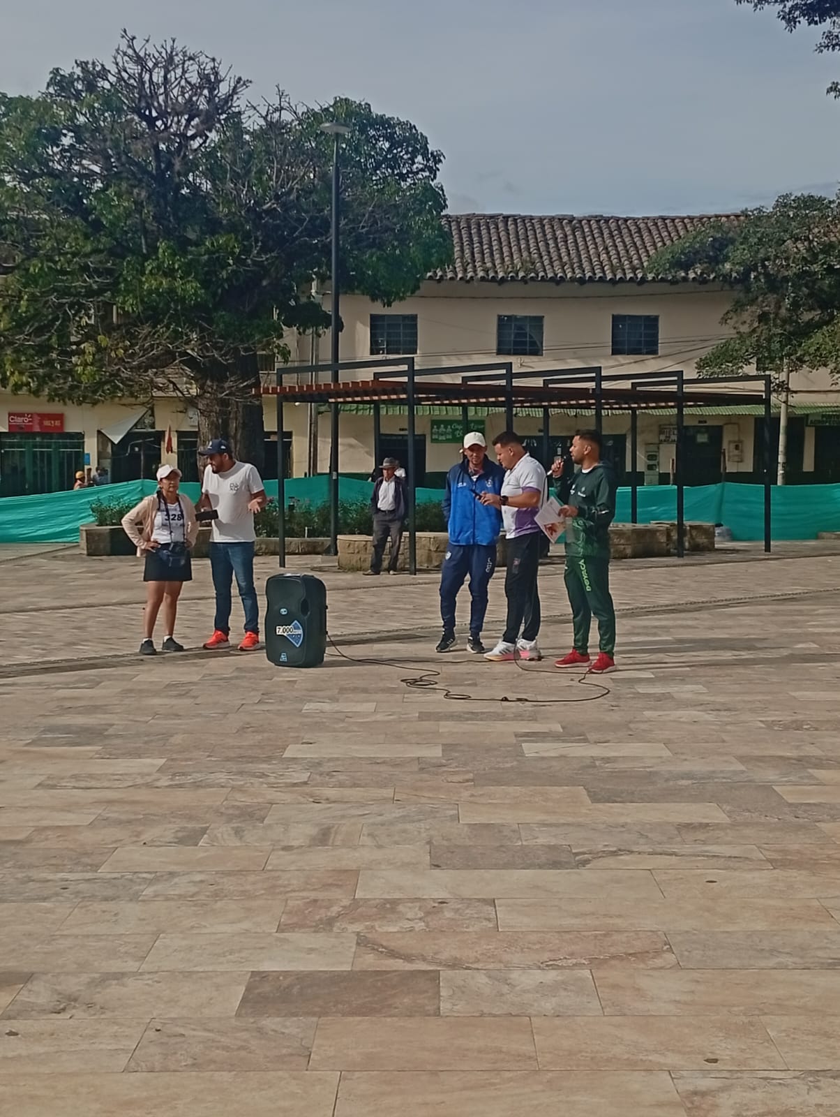 Actividad institucional con estudiantes y docentes